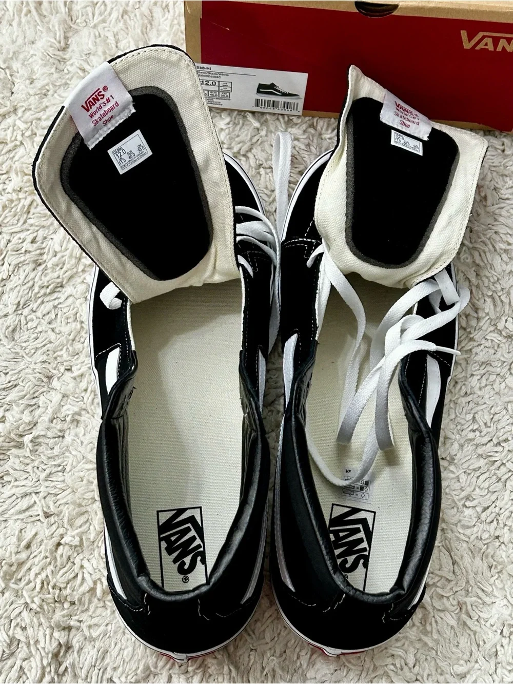 Brand New Men’s Vans Black and White High-Top Skate Sneakers Size 12